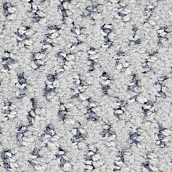 915