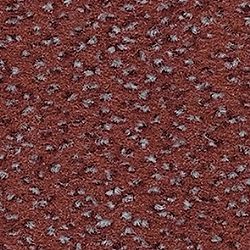735